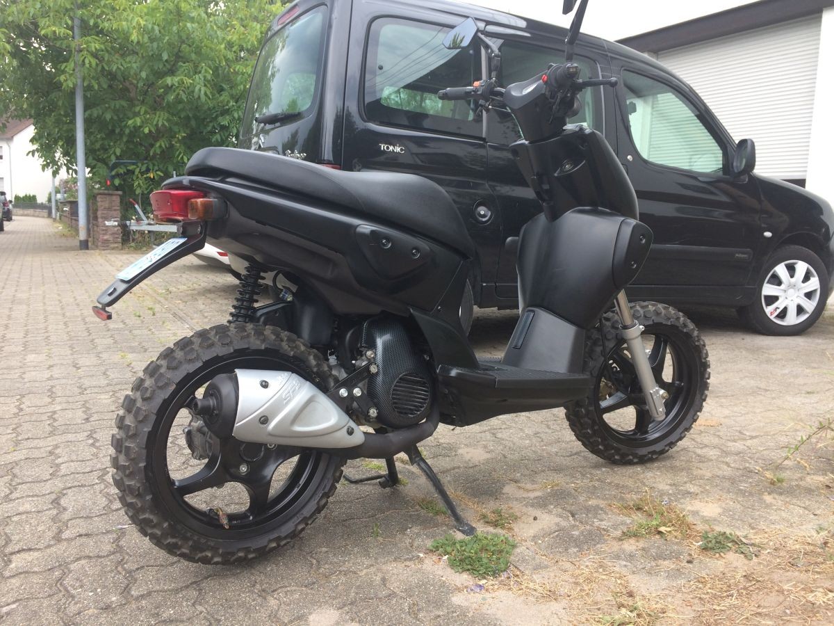 slira1.jpg slira1.jpg