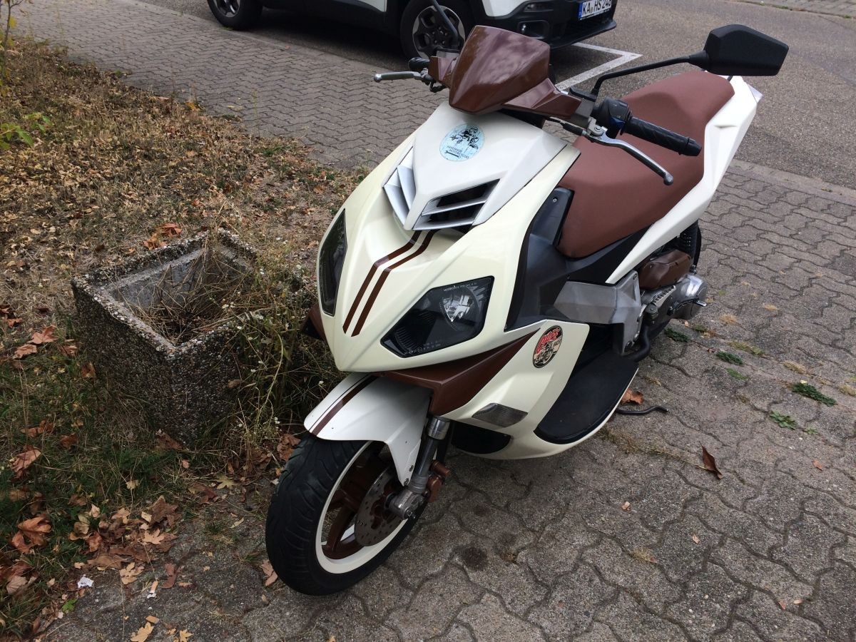 schaden10.jpg schaden10.jpg