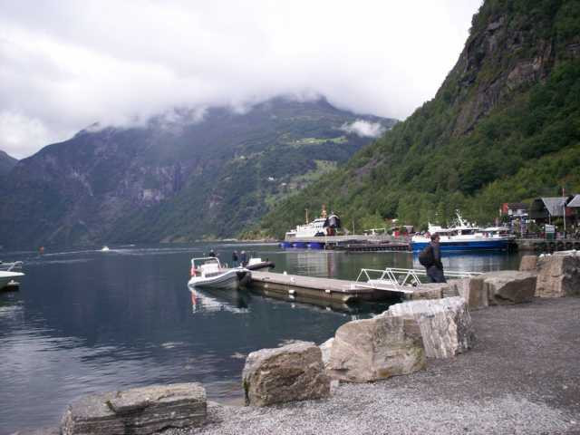 Geirangerfjord-mit-Fähre.JPG